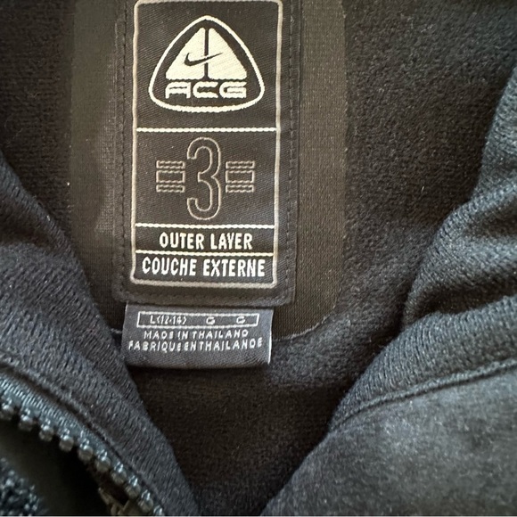 Nike ACG Black GORE-TEX Performance Jacket - Picture 3 of 7